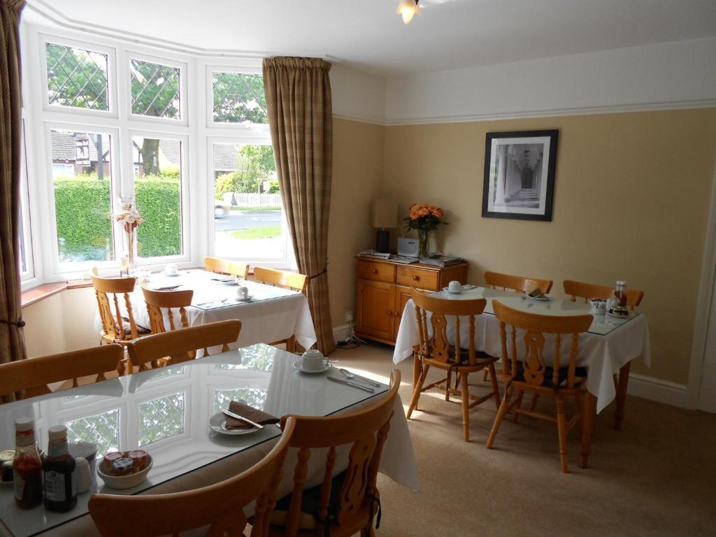 Eden End Guest House Хокли Хийт Екстериор снимка
