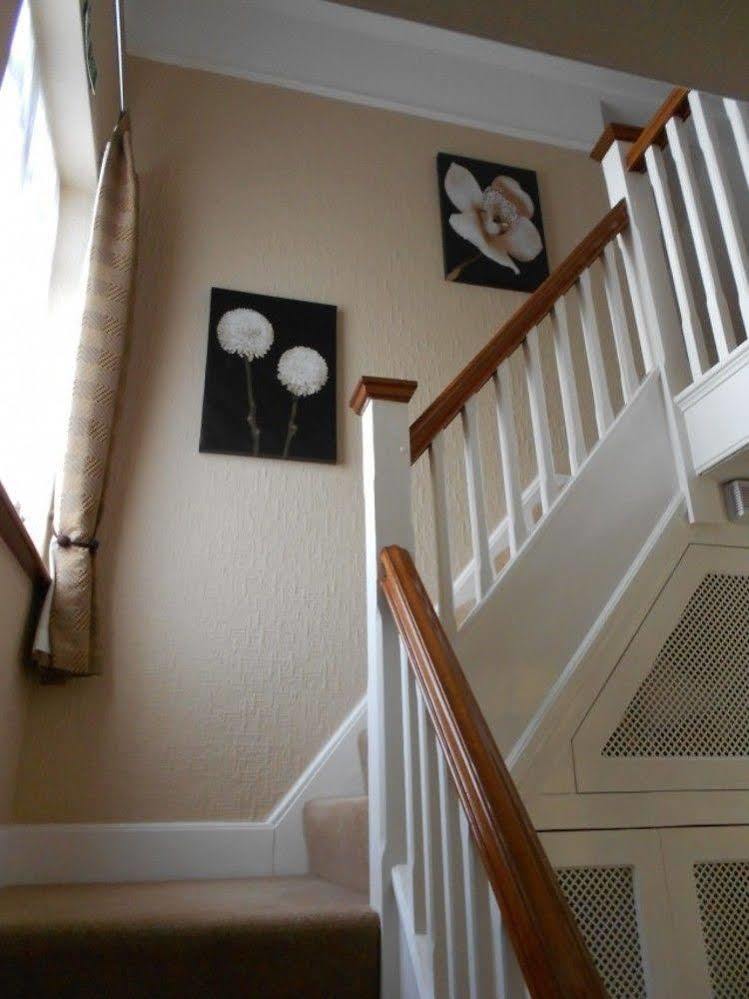 Eden End Guest House Хокли Хийт Екстериор снимка